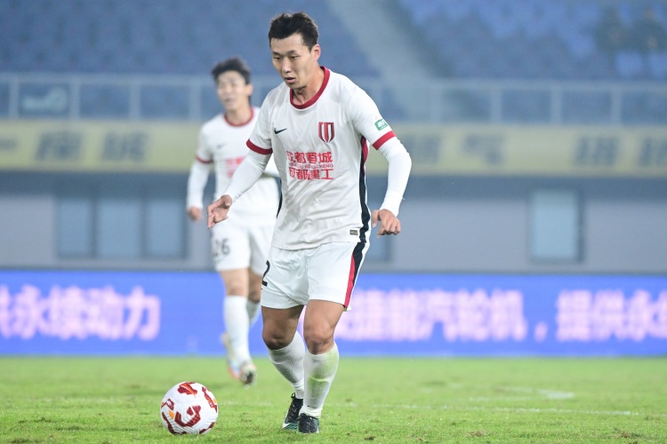 【球迷看点】官方:成都蓉城与甘超、李扬、胡荷韬完成续约(图3) 【球迷看点】官方:成都蓉城与甘超、李扬、胡荷韬完成续约(图3)