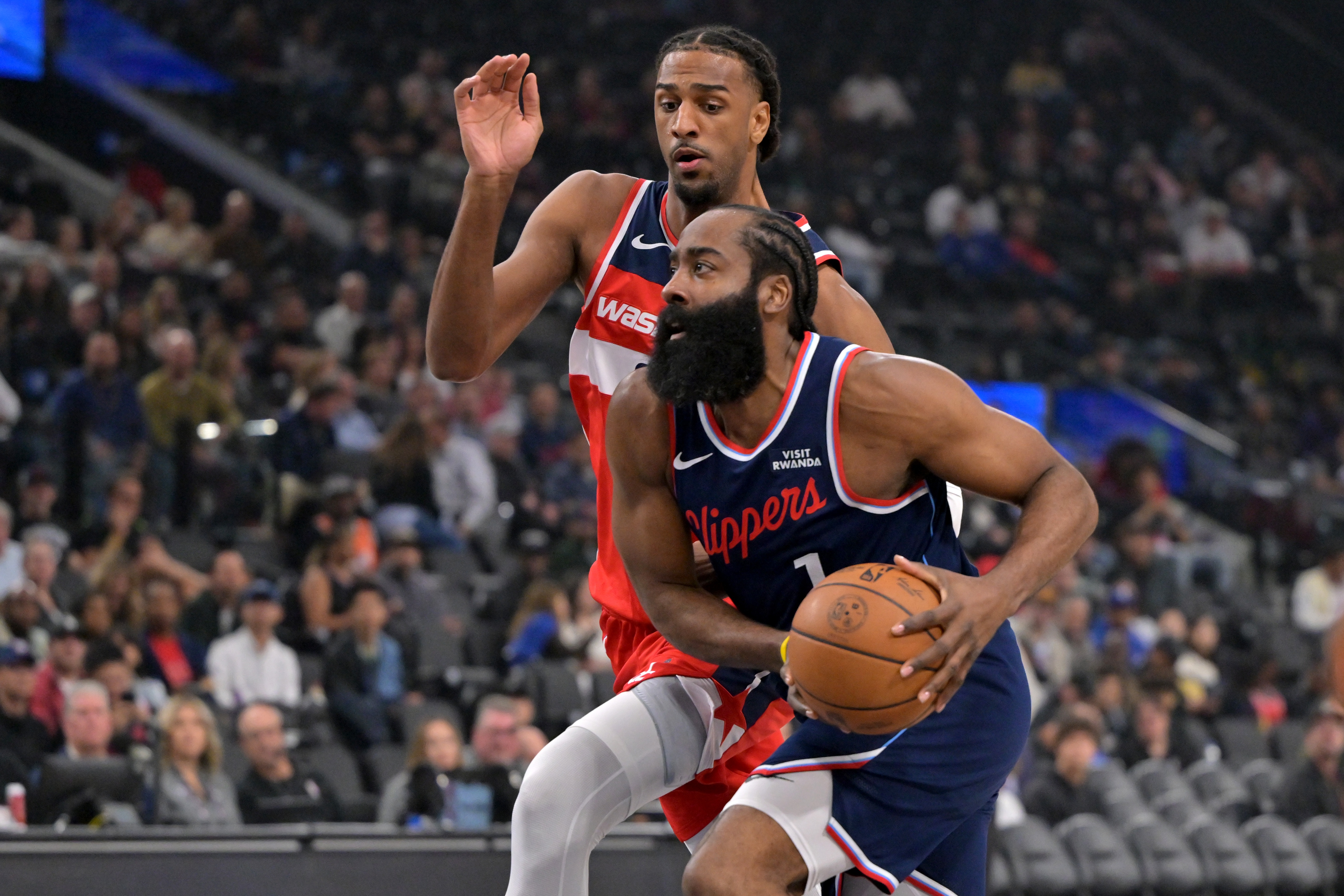 [体育资讯]36岁单打王！哈登扛产量本事年轻人就学吧 卢想给他减负却做不到(图3)