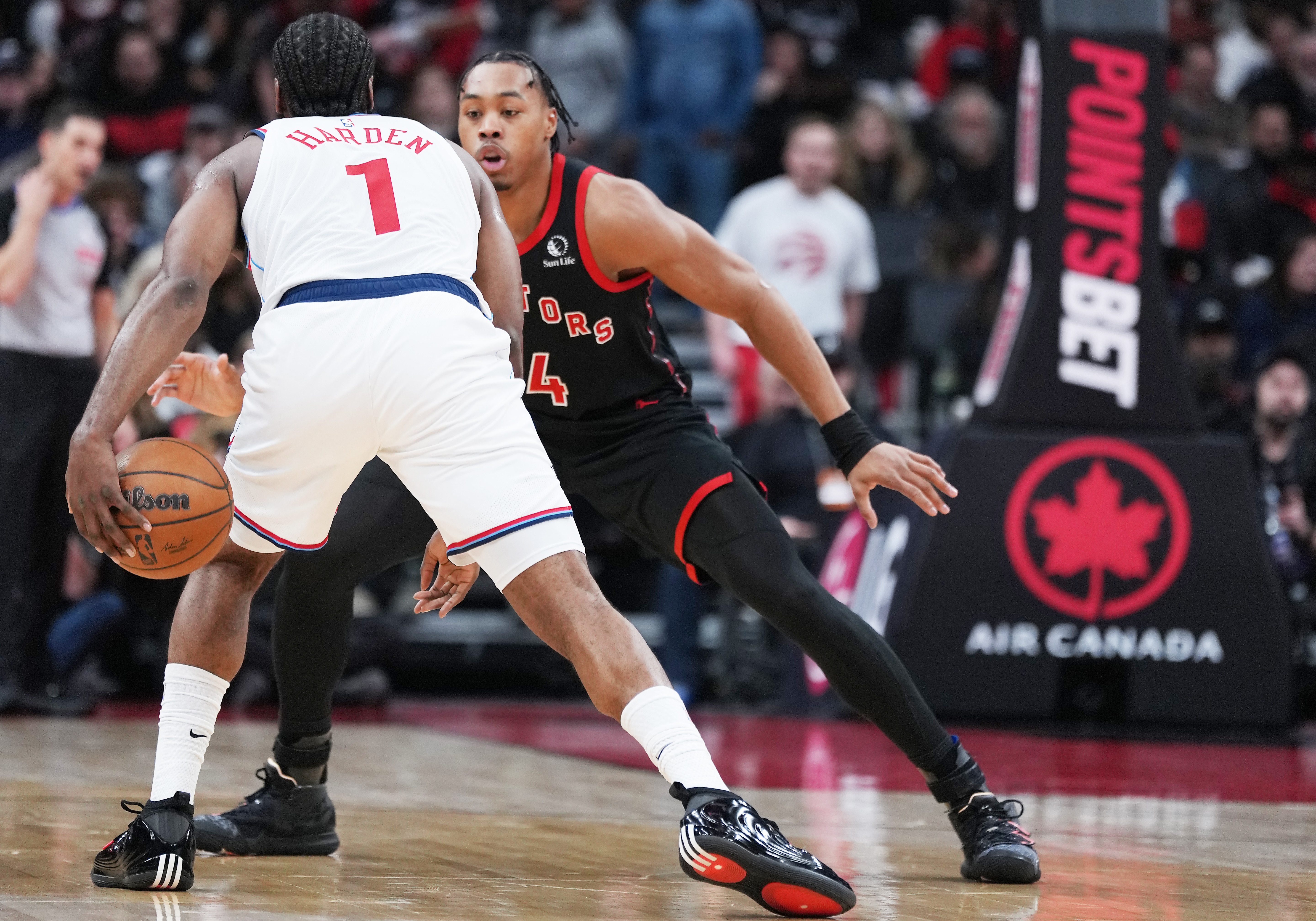 【体育资讯】质疑声中迎来爆发！哈登关键时刻力挽狂澜 无卡快船客场翻盘取胜(图3)