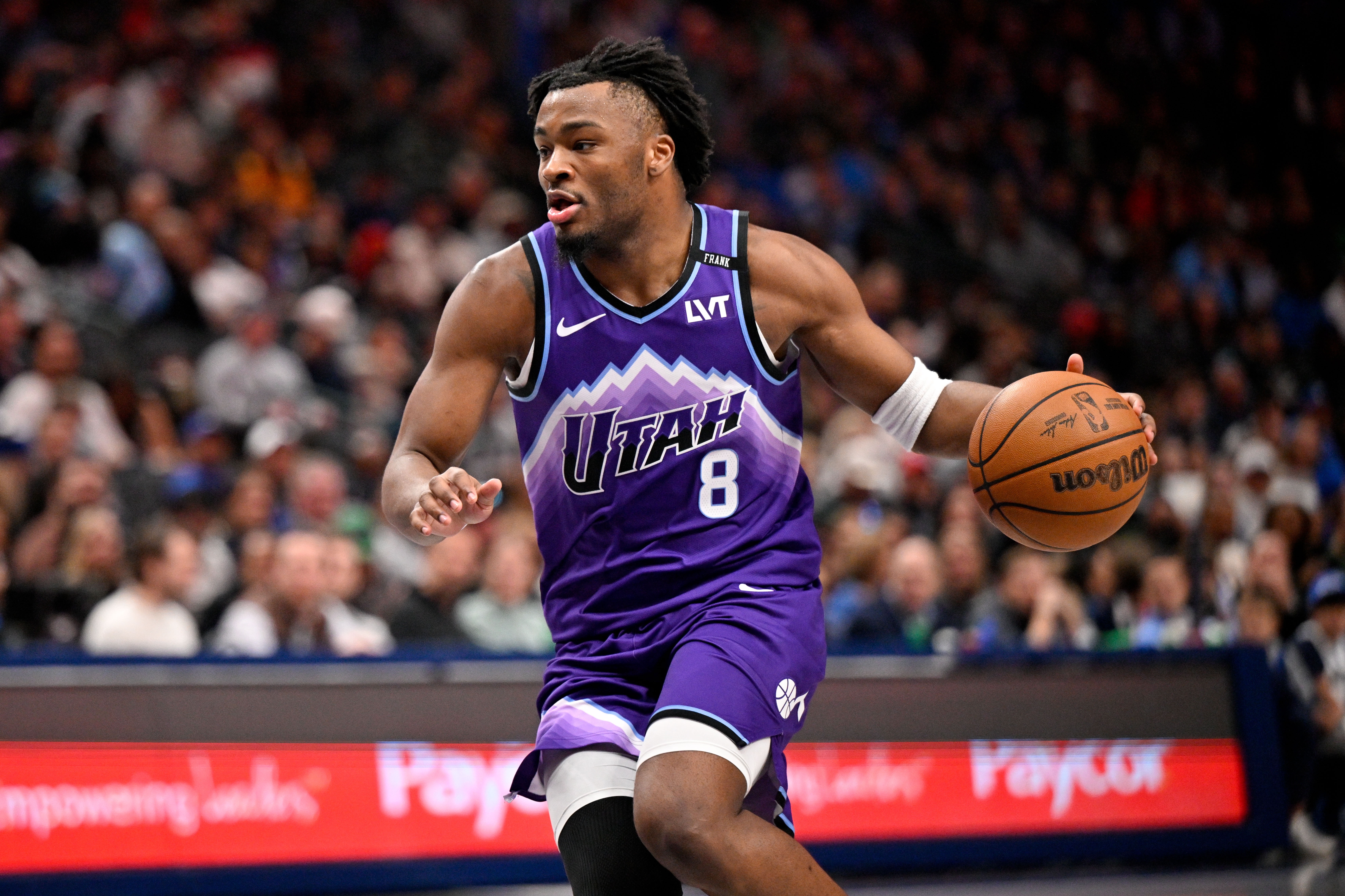 不多见！科利尔半场投篮&罚球皆4投全中拿12分3板4助1断