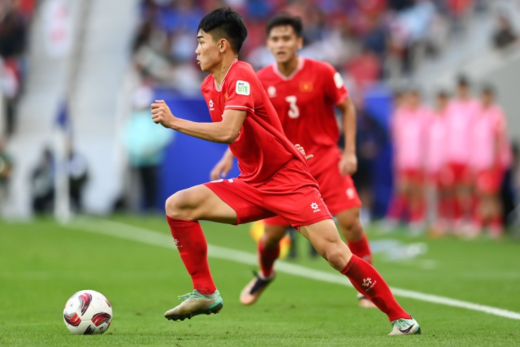 [有趣体育]越媒：阮庭北没有在1/4决赛首发，原因是他腹股沟有伤(图1)