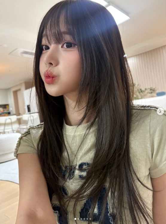 【球盟会】韩版《完蛋美女》演员mj晒照：日常装扮也很甜捏❥(^_-)