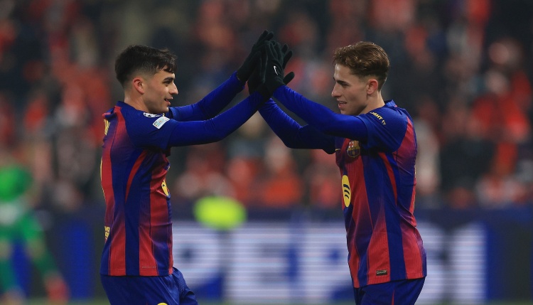 [精彩资讯]切尔西曾4000万报价费尔明！后者现身价7000万 欧冠双响+赛季双10(图1)