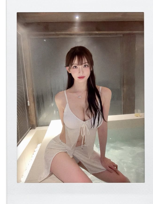 PUBG美女主持韩国国脚宋旻揆妻子郭敏善晒照：婚后更是韵味十足！