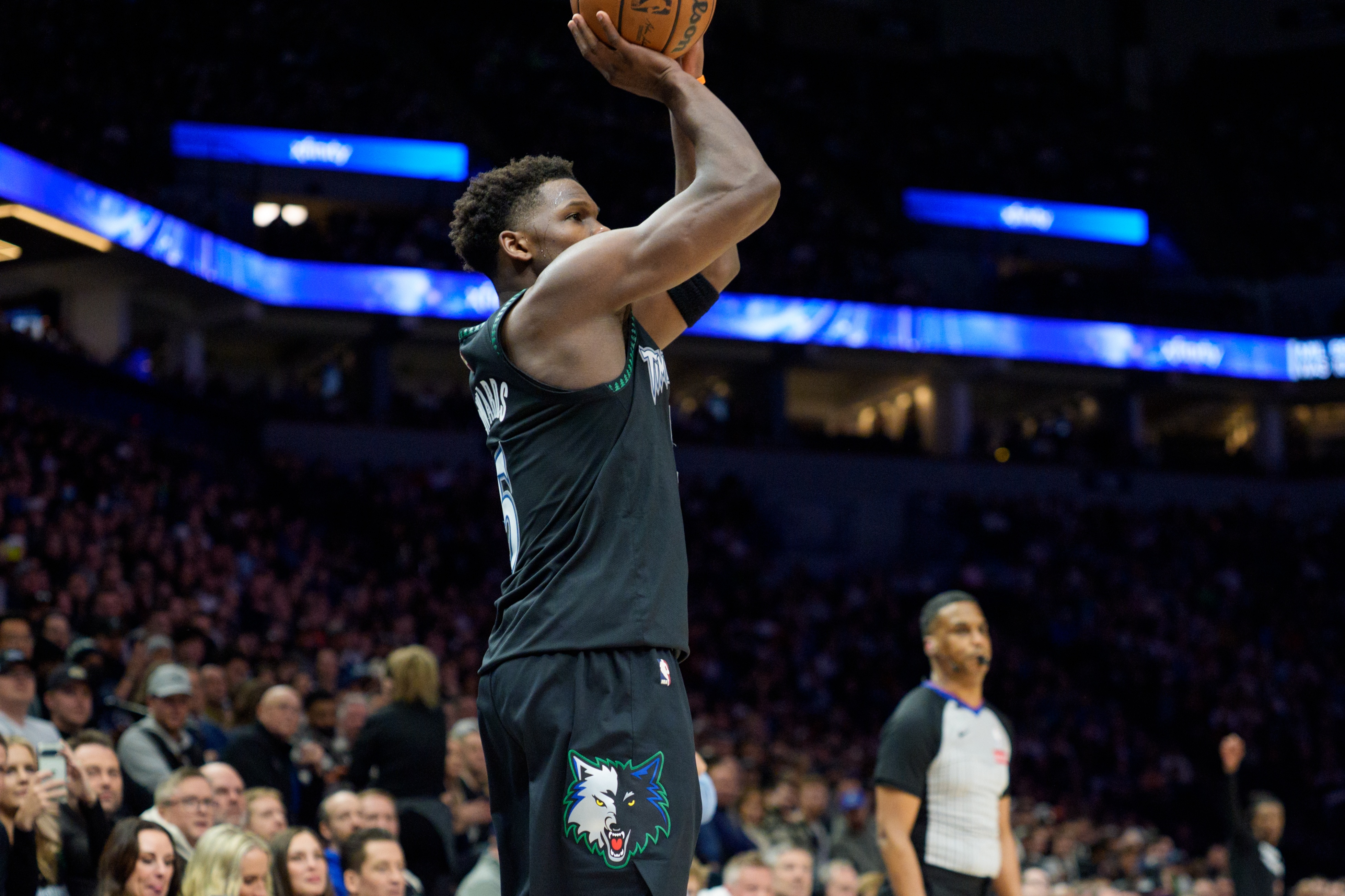 冲击5连胜！明天森林狼客战灰熊 爱德华兹&兰德尔出战成疑