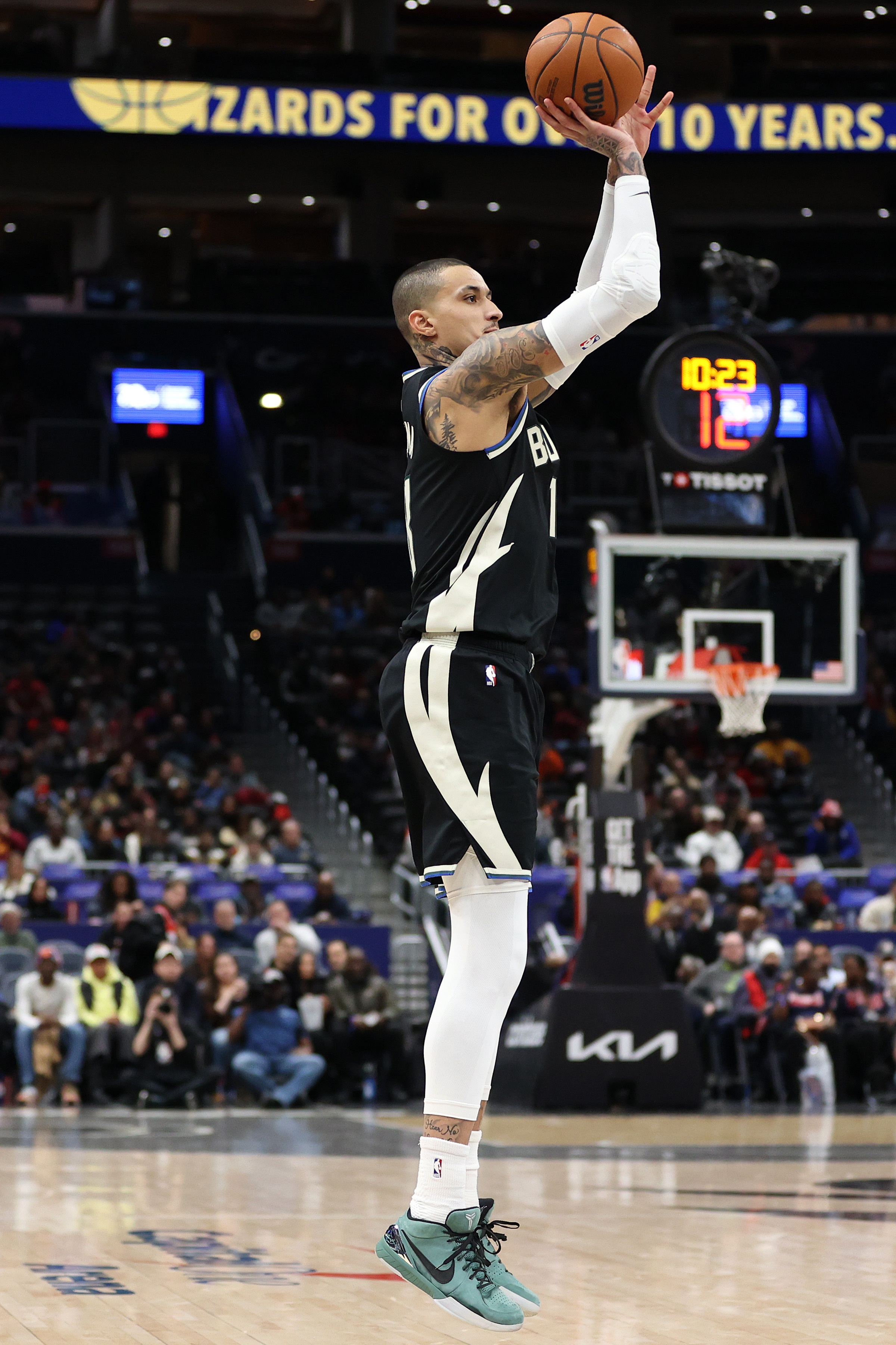 【库里】为什么勇士该梭哈字母?他和库里完美适配 刚好勇士也有足够筹码(图4) 【库里】为什么勇士该梭哈字母?他和库里完美适配 刚好勇士也有足够筹码(图4)