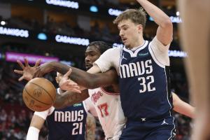 独行侠状元弗拉格闪耀表现，却力不从心