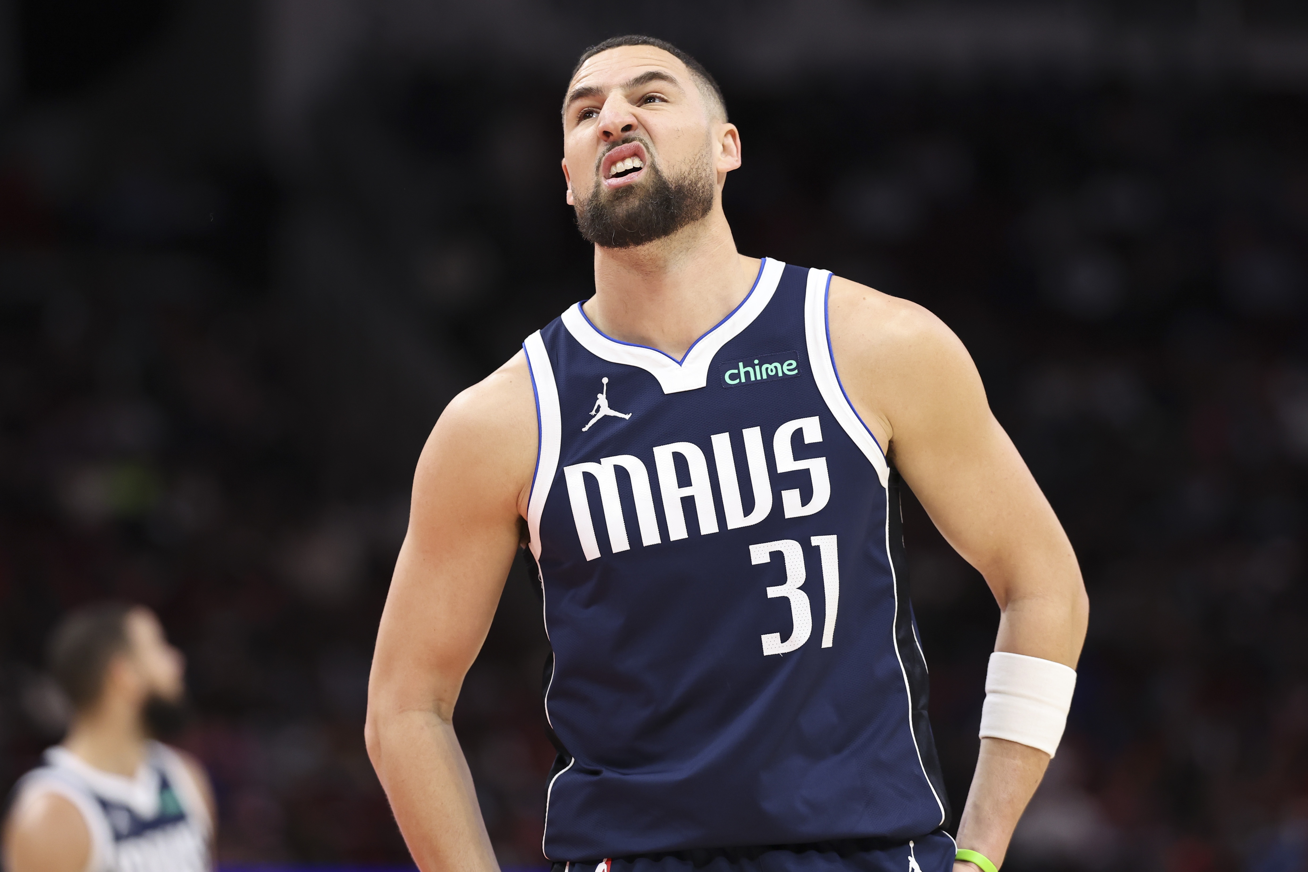 Stein：独行侠正在探索涉及加福德、克莱和拉塞尔的潜在交易方案