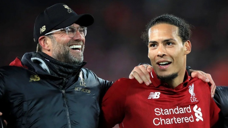 【精华】克洛普新岗位✨一周年 我在做前所未有的事：帮教练们摆脱孤独(图4)