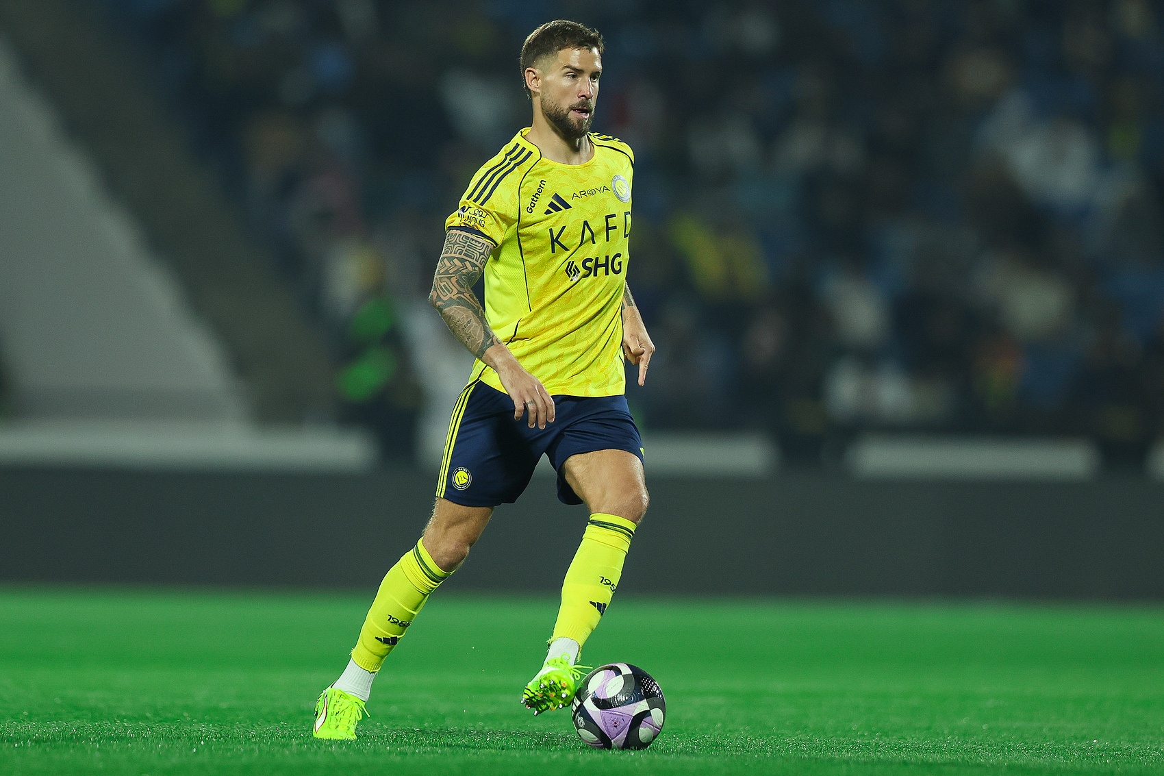 沙特媒：胜利后卫伊尼戈肌肉撕裂，正在马德里进行10至14天的治疗