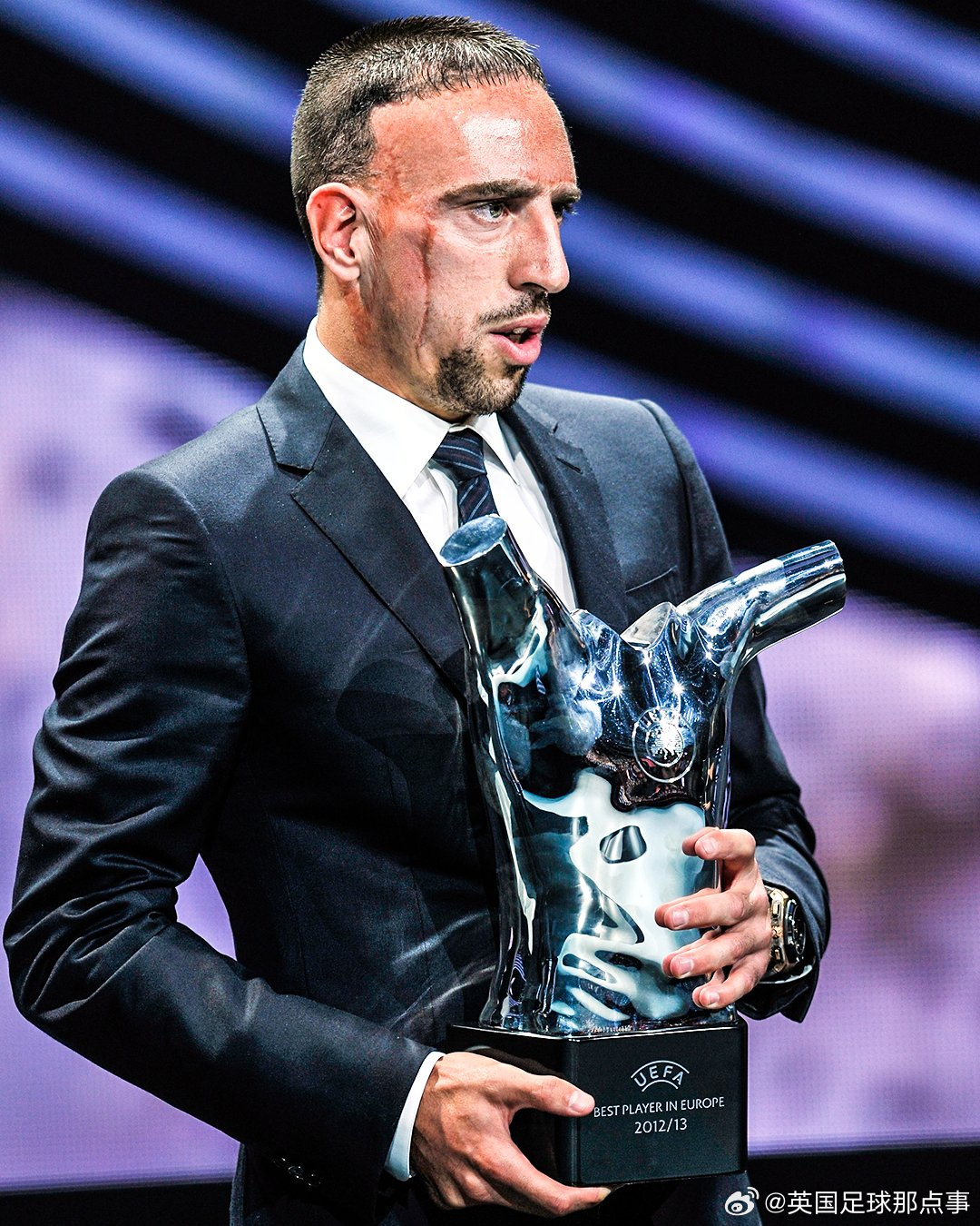 近期披露的爱泼斯坦案文件中，一受害者多次提及里贝里的名字