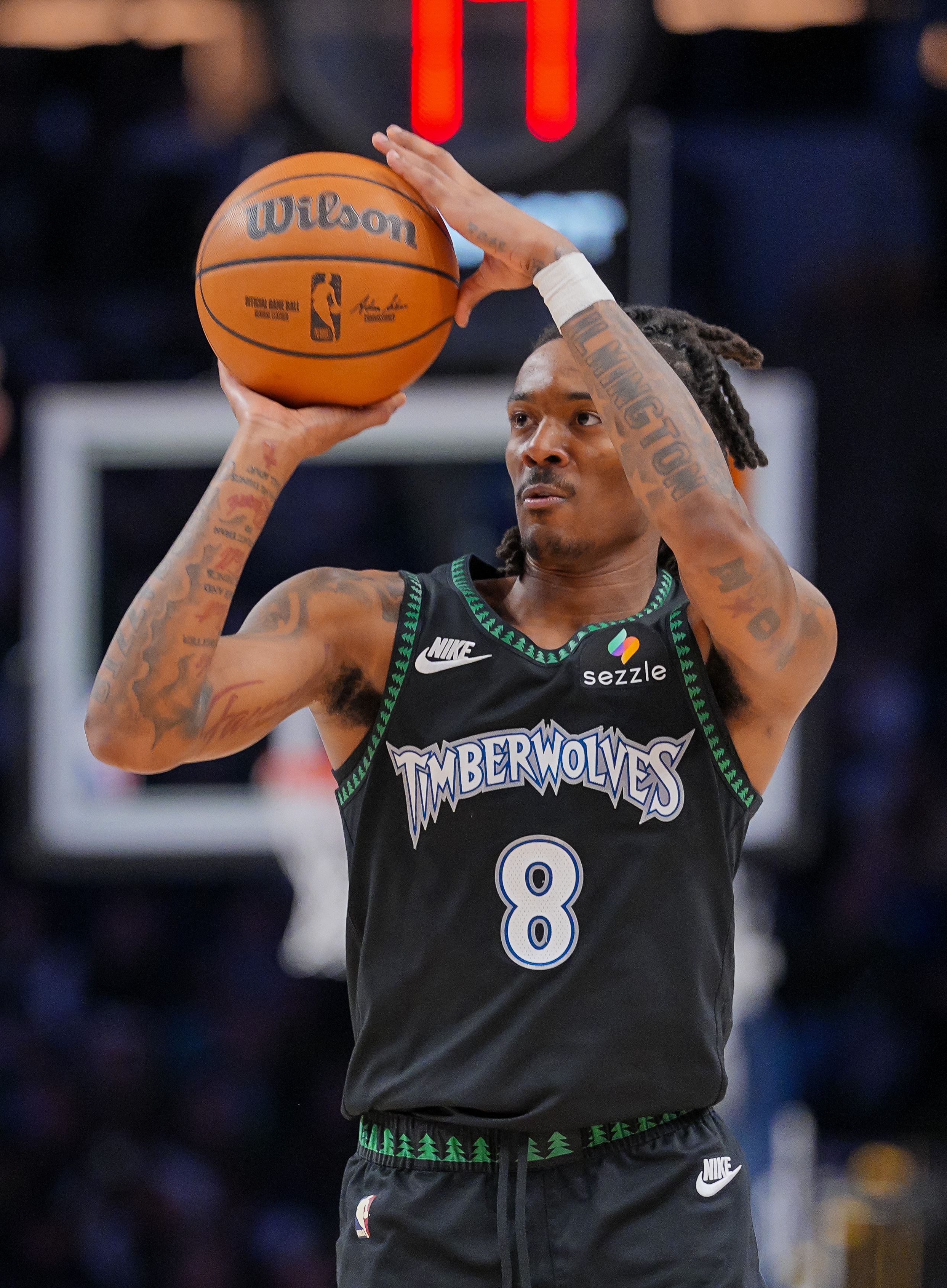 【猛龙】生涯前200记三分谁最快？克弩58场登顶 华子077上榜 水花差点无缘(图6)