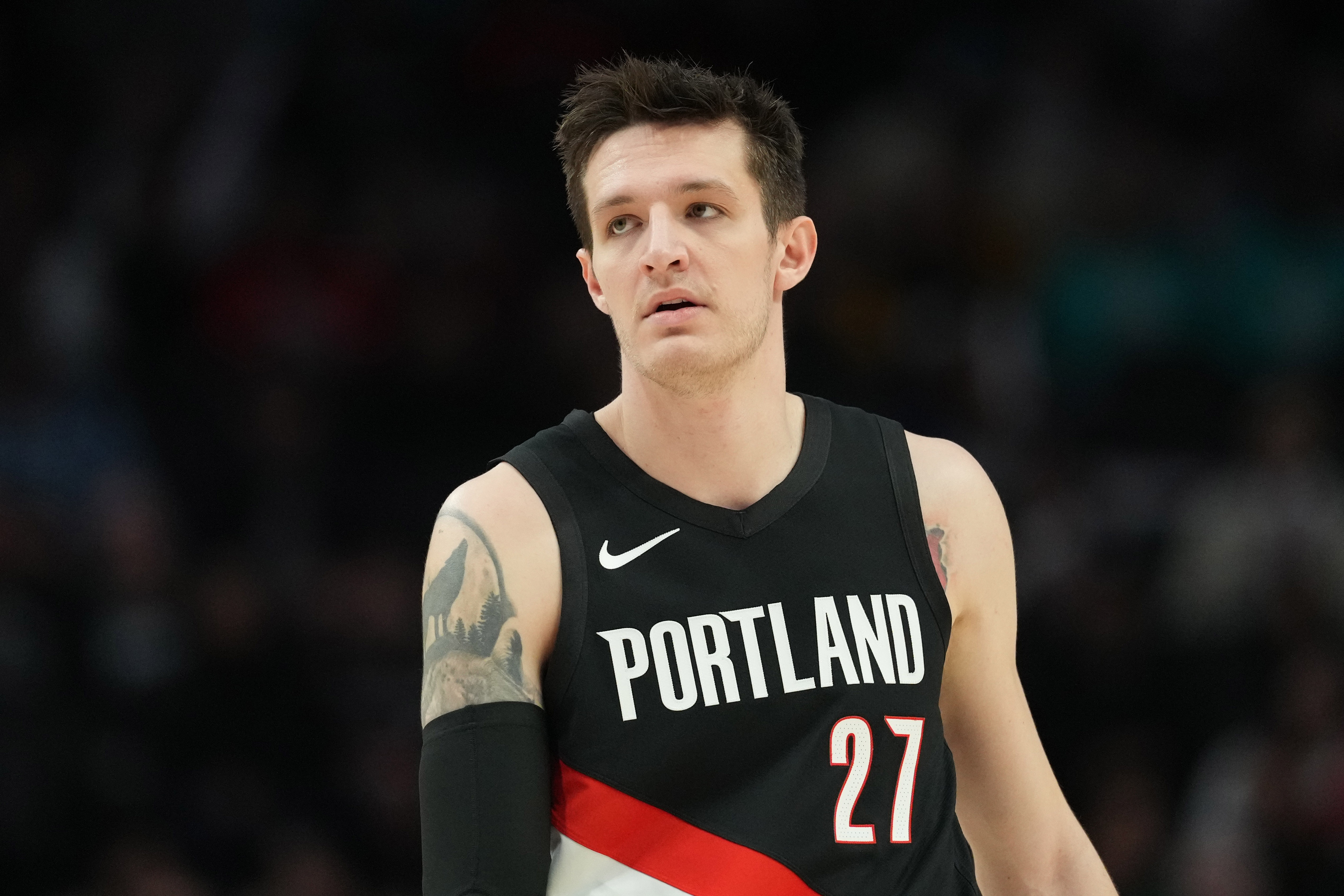 明天开拓者客战马刺 克雷伊奇&夏普小概率出战 格兰特缺阵