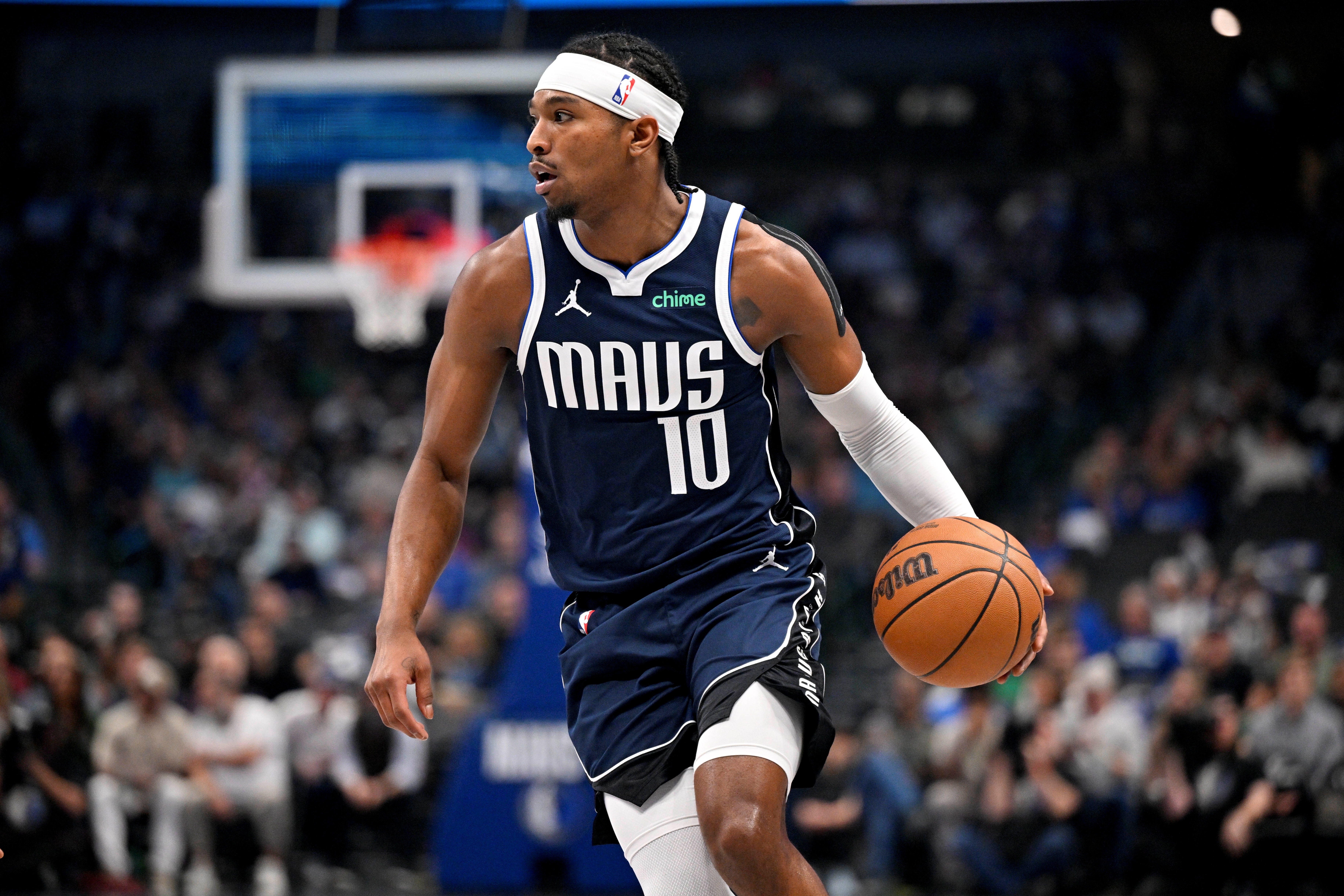  独行侠官方：布兰登·威廉姆斯头部侧面受到撞击 退出今日比赛