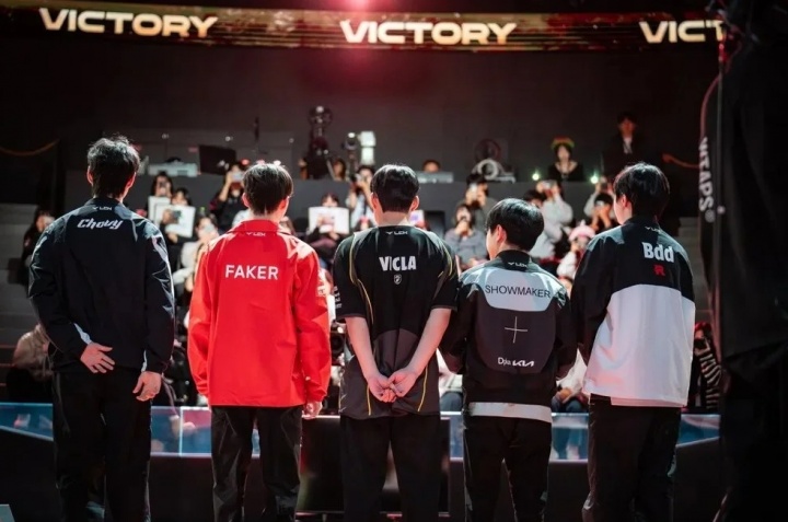 自18年后,VicLa成为第六位代表LCK出征国际赛事的中单选手【球盟会】