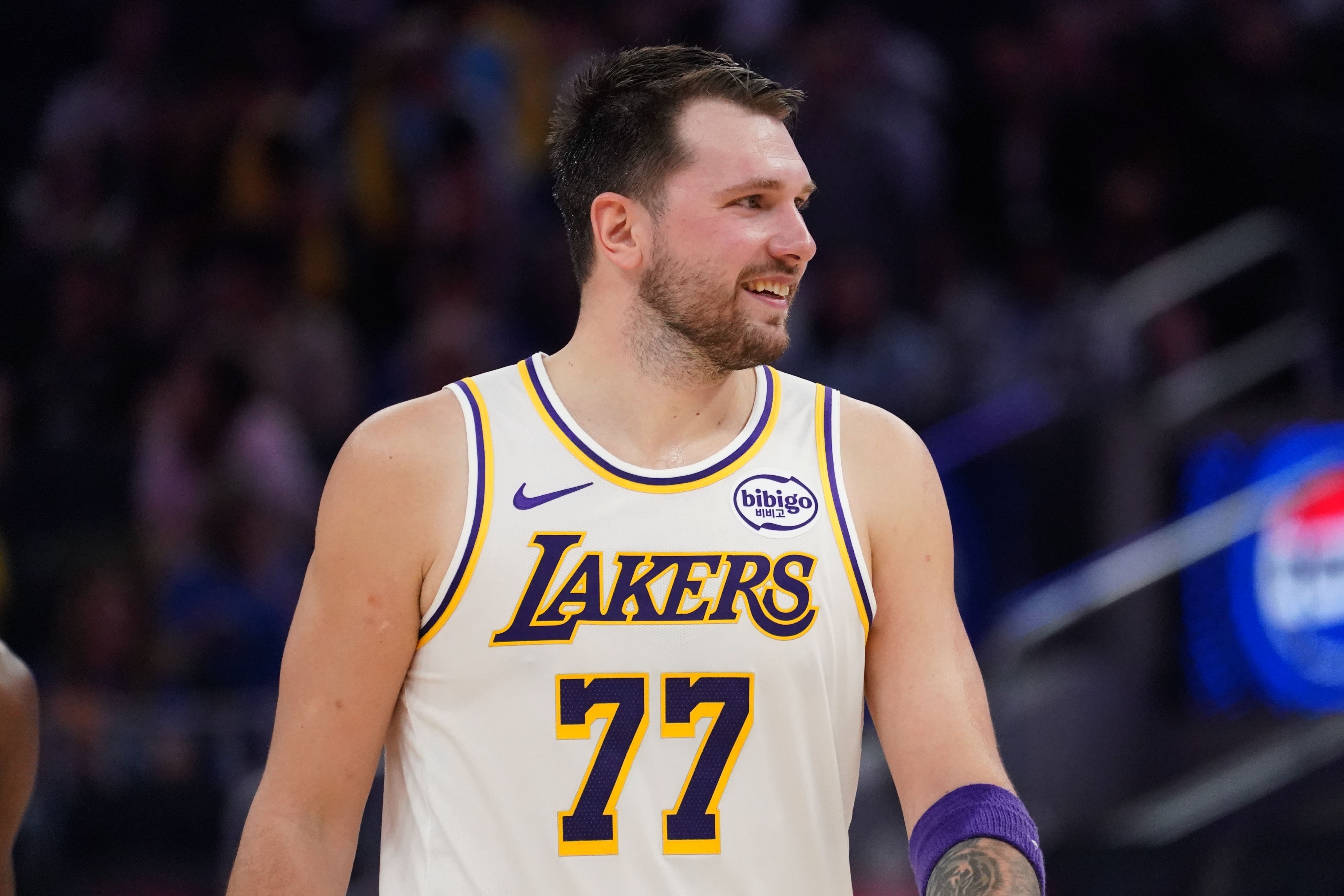 [库里]场均9记也没戏！神奇4号秀领跑三分榜 距库里神迹竟还差191记(图3)