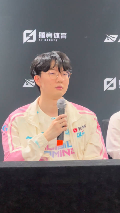 Viper预测另一支先锋赛队伍:有点难,选一个的话AL吧【球盟会】