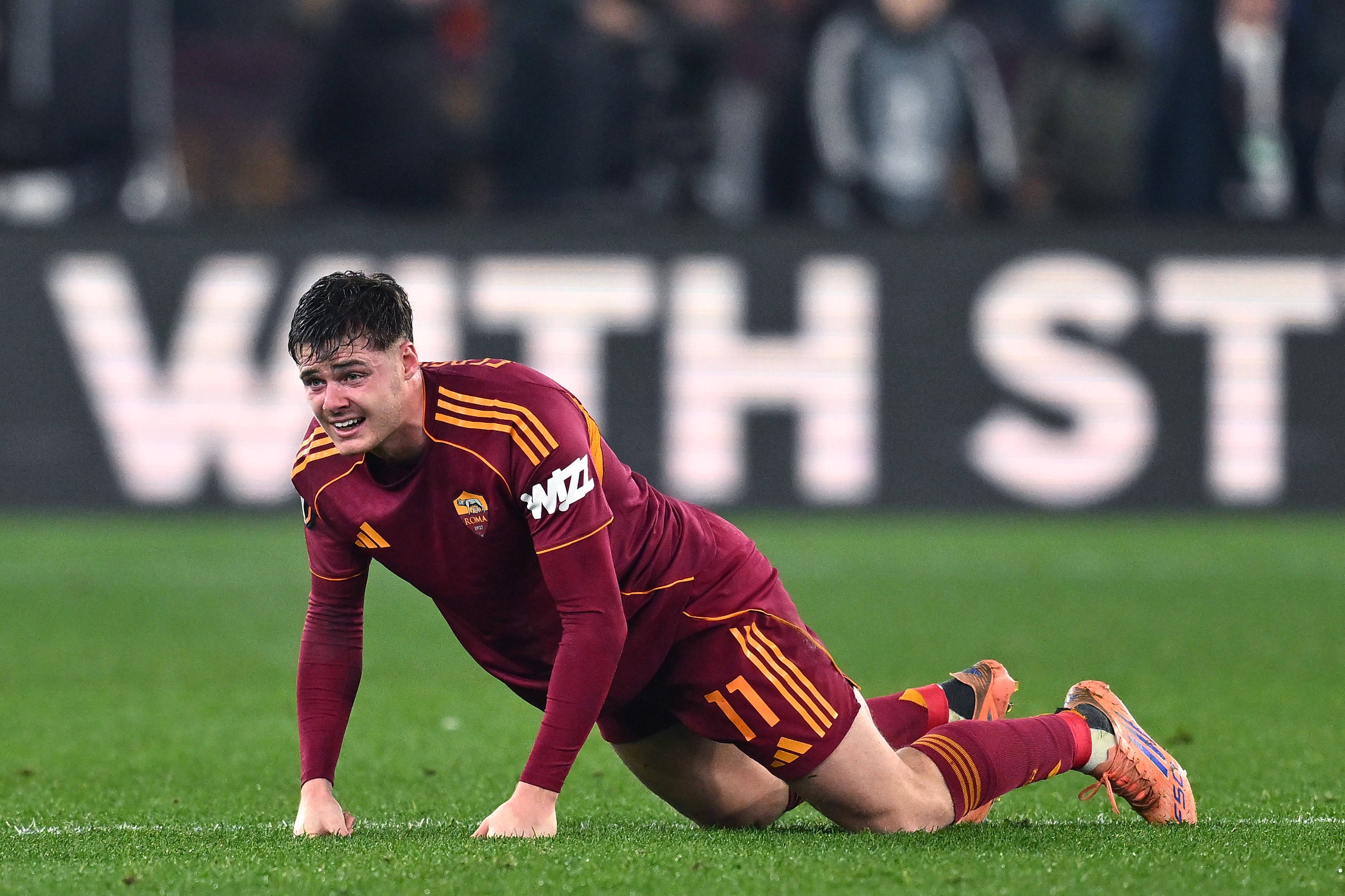 【球迷看点】罗马不会3500万买断！意媒：21岁弗格森可能接受手术，或赛季报销(图1)