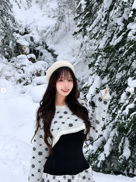 Showmaker美女粉丝晒照：让我们约定下个冬季见☃️❄️【球盟会】