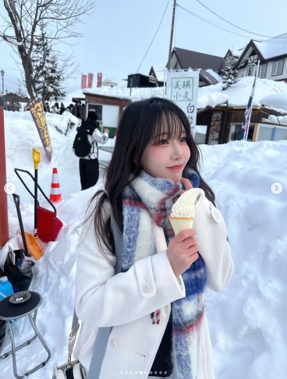 Showmaker美女粉丝晒照：让我们约定下个冬季见☃️❄️【球盟会】