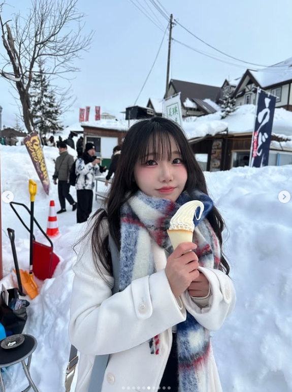 Showmaker美女粉丝晒照：让我们约定下个冬季见☃️❄️【球盟会】