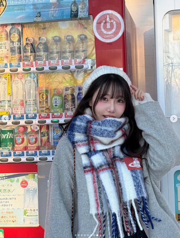 Showmaker美女粉丝晒照：让我们约定下个冬季见☃️❄️【球盟会】