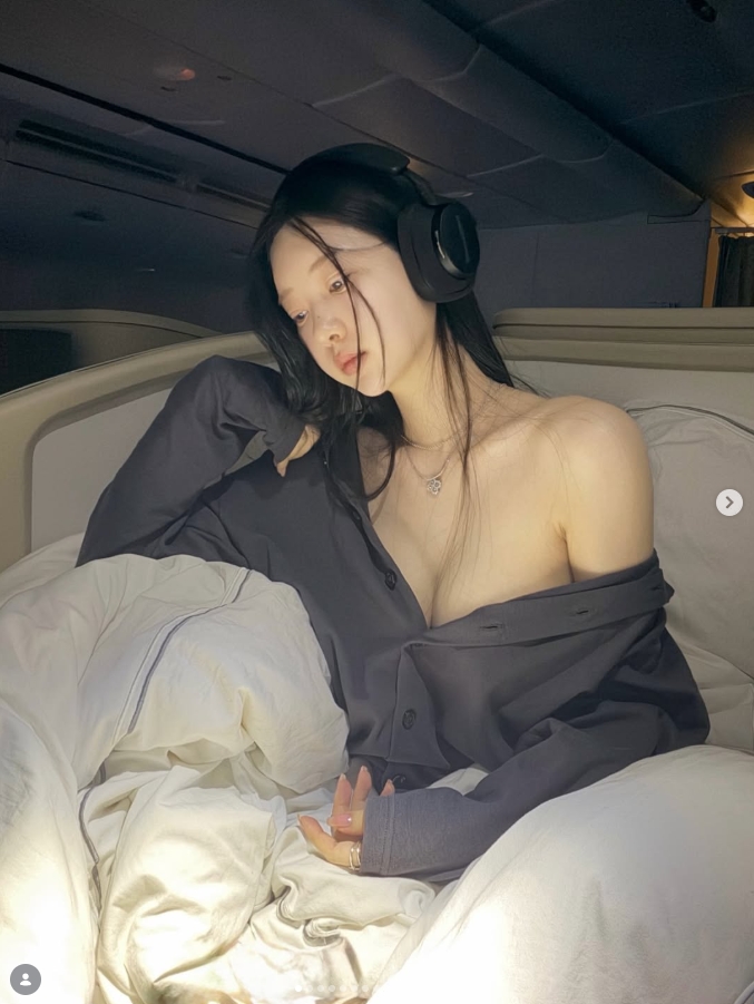 🥵这谁顶得住？《剑星》体模申才恩晒全新美照：傲人身材赏心悦目