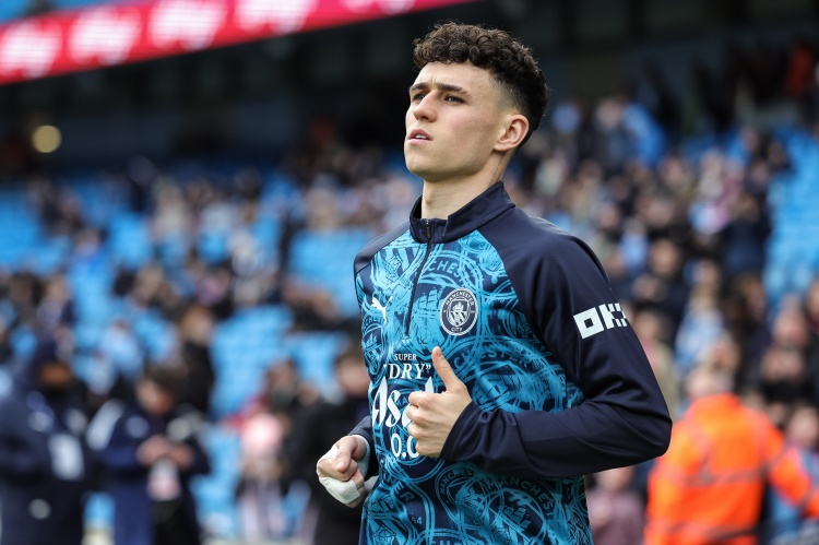 [曼城]太子迷失！25岁福登3个月球荒欧冠坐板凳，巅峰身价1.5亿现8000万(图1)