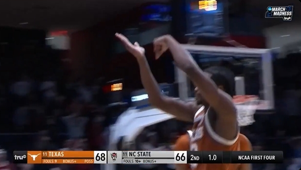 撒盐庆祝！KD母校1.1秒后仰中投绝杀 首轮奖励打迪班萨！