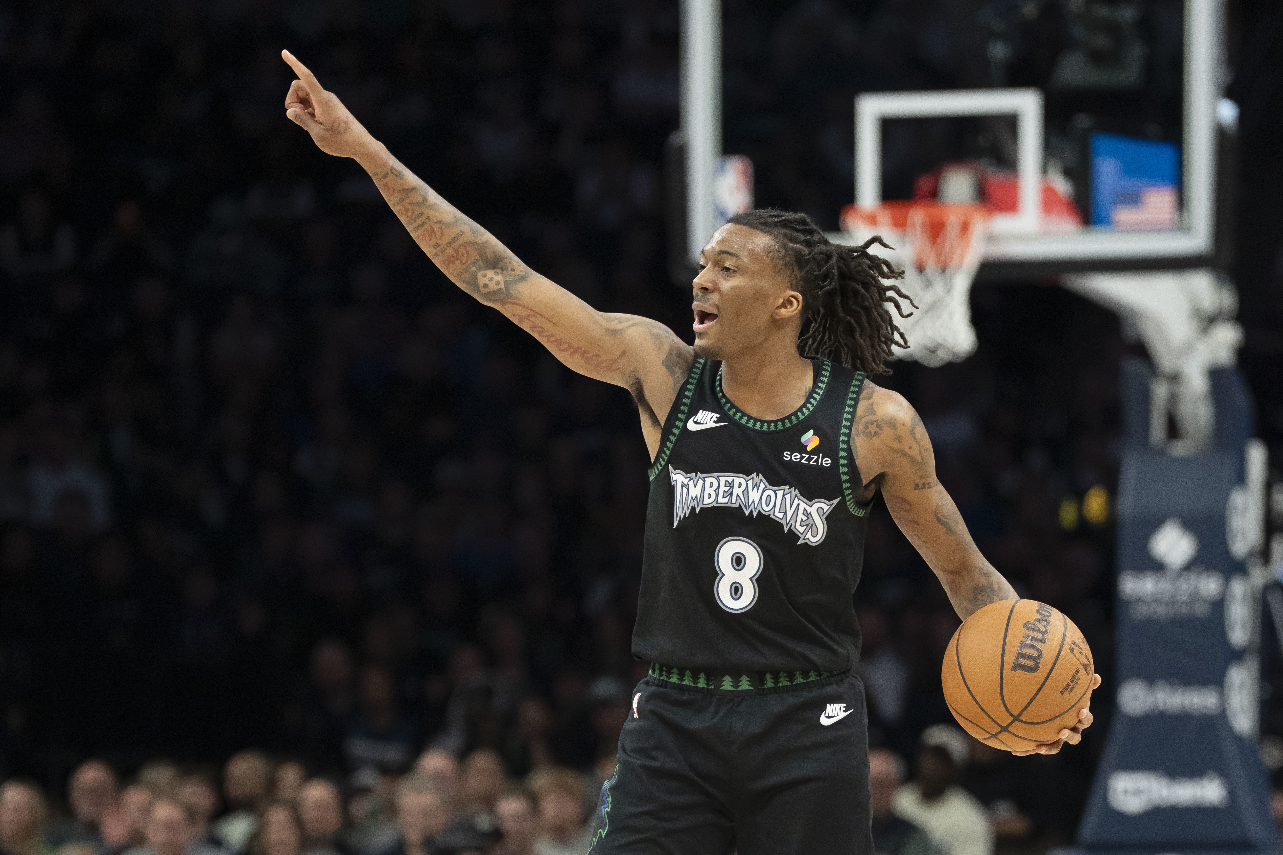  率队领先绿军！半场海兰德10中5独得14分 道苏姆6中4贡献10分