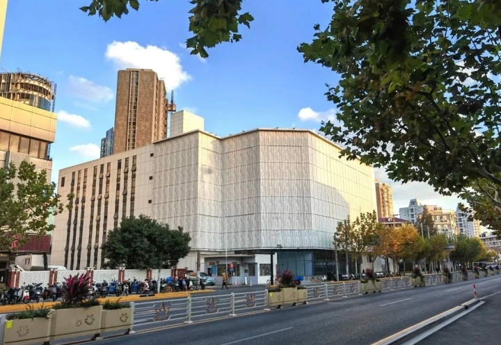 【万博电竞】没有TheShy流量得大打折扣吧！iG将启用上海新主场：3月份左右开园