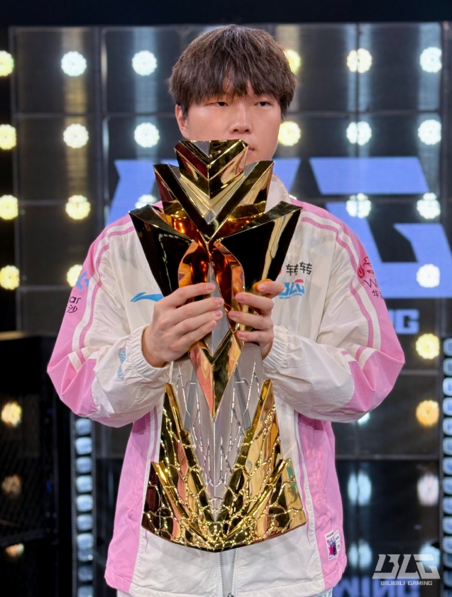 理性讨论：Bin是世一上吗？如果不是，Bin还需要哪些成绩来证明自己？