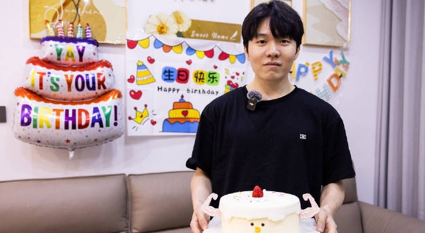 北川经济人看iG第二赛段或为替补中单首发:是不是可以理解为 中单还是没咋劝好