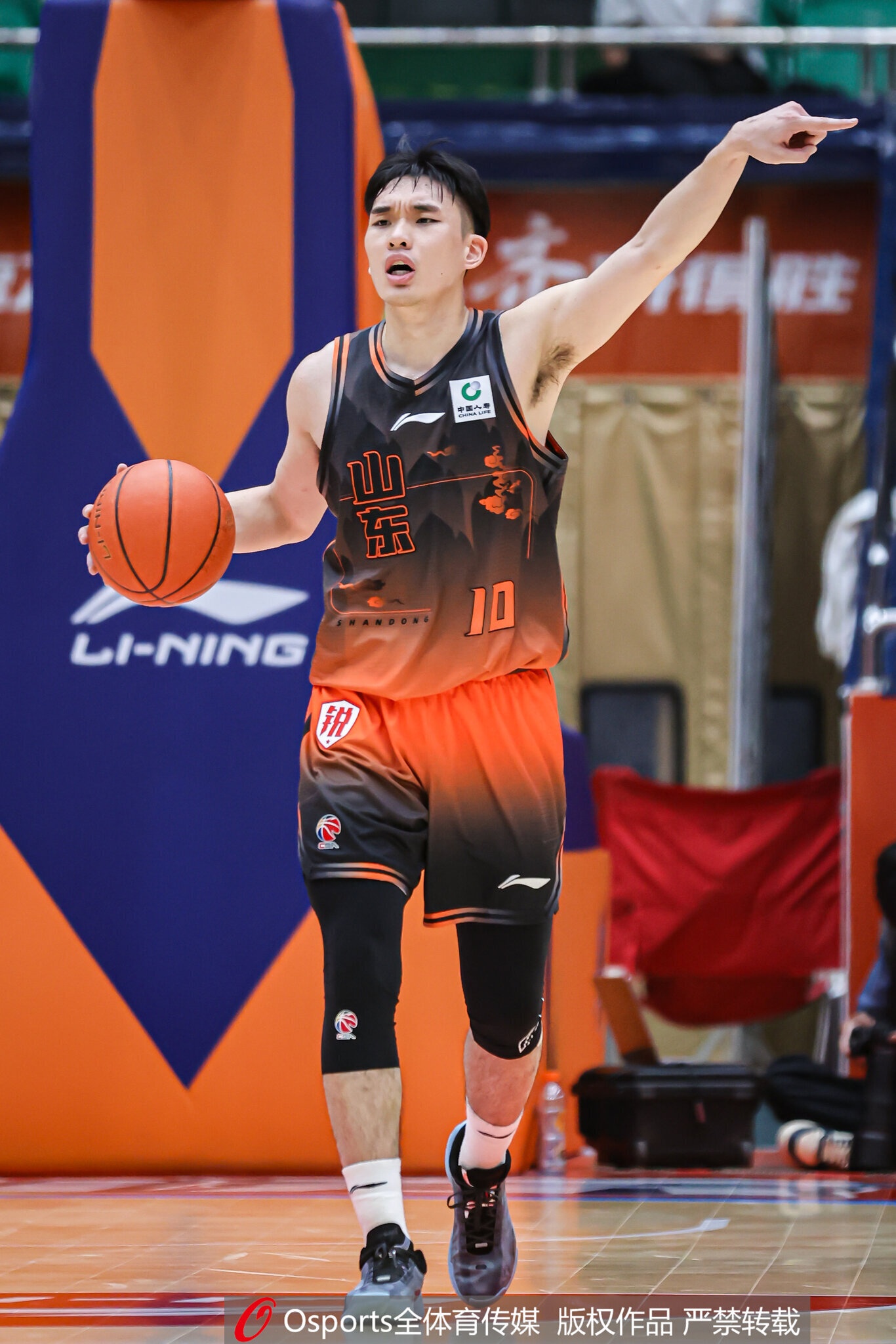 媒体人:山东高速男篮正在兜售谢智杰 去留取决于新后卫引入情况
