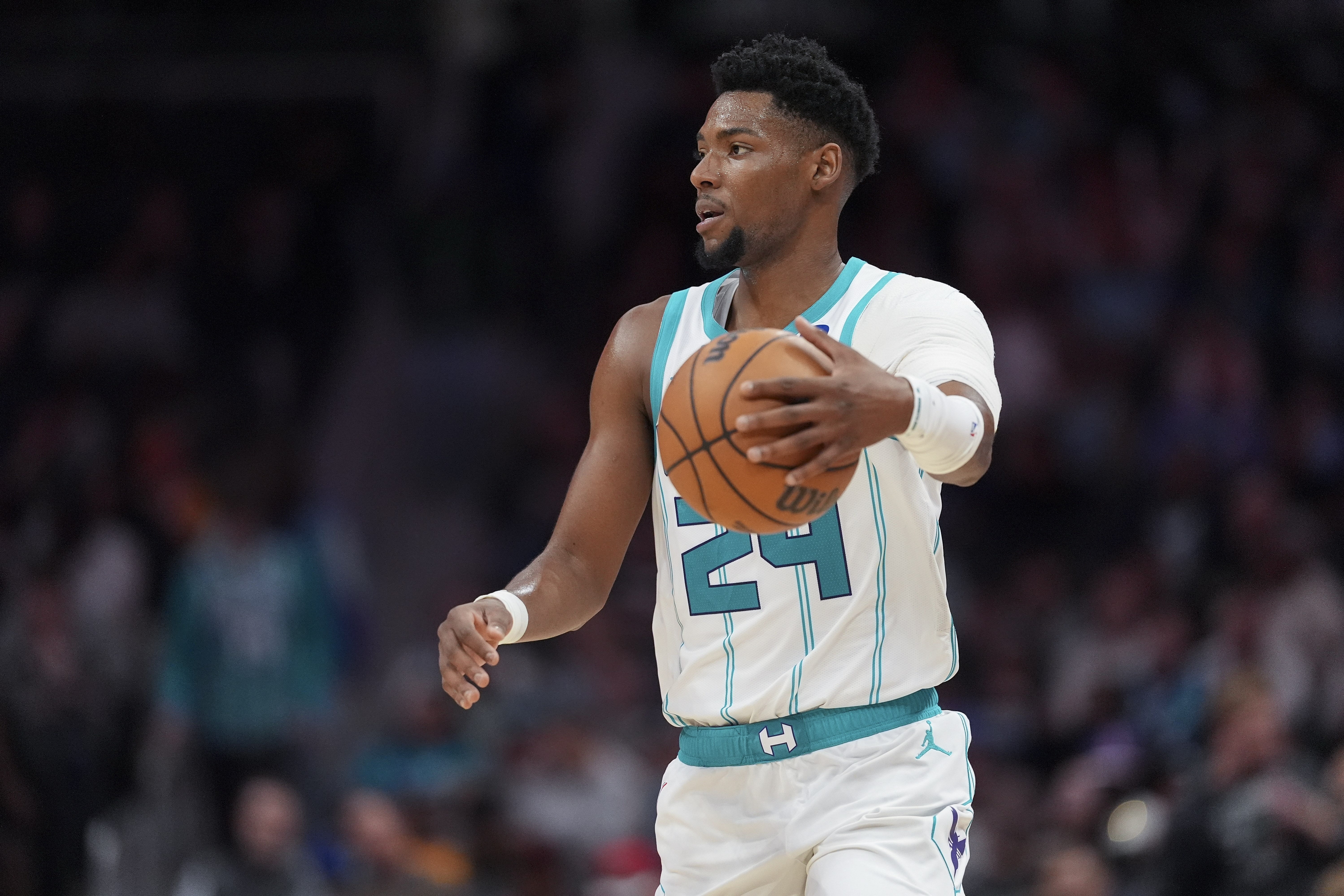 [你怎么看？]布兰登·米勒：球迷太热情了 今天的氛围像是在打季后赛(图1)