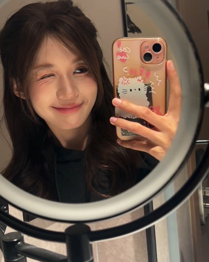 解说瞳夕晒照:Hi你好