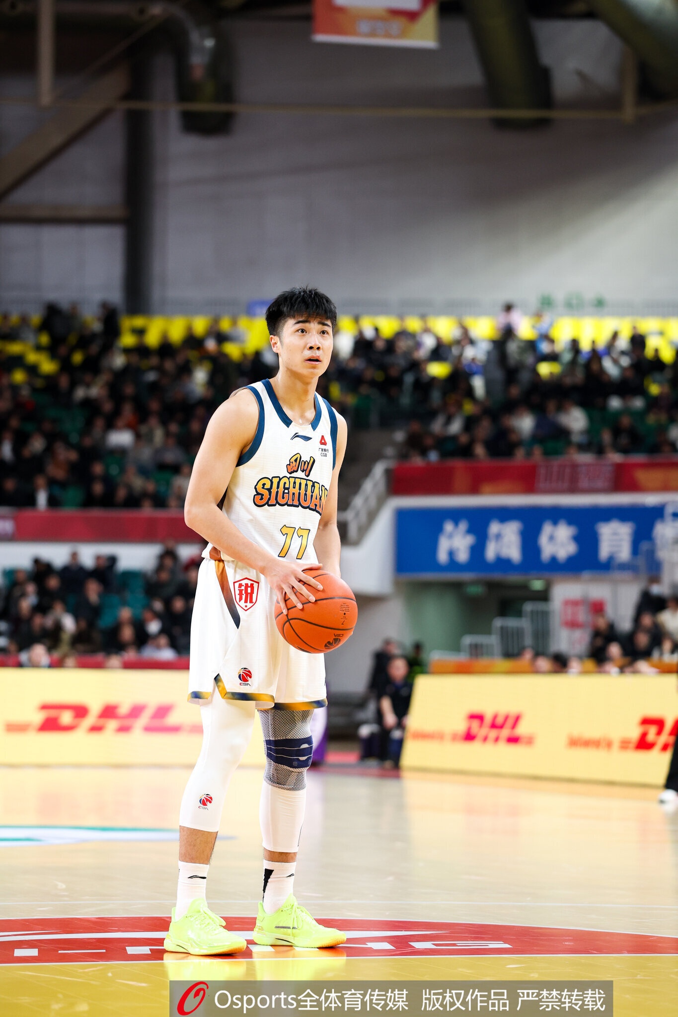 媒体人:四川男篮球员杜智博将加盟广州龙狮俱乐部