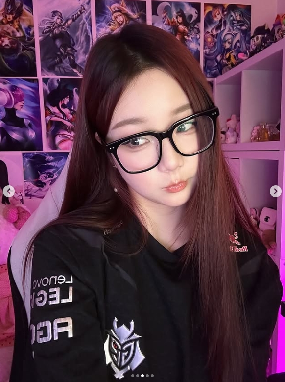 解说Kitty晒照：3月的解说返图