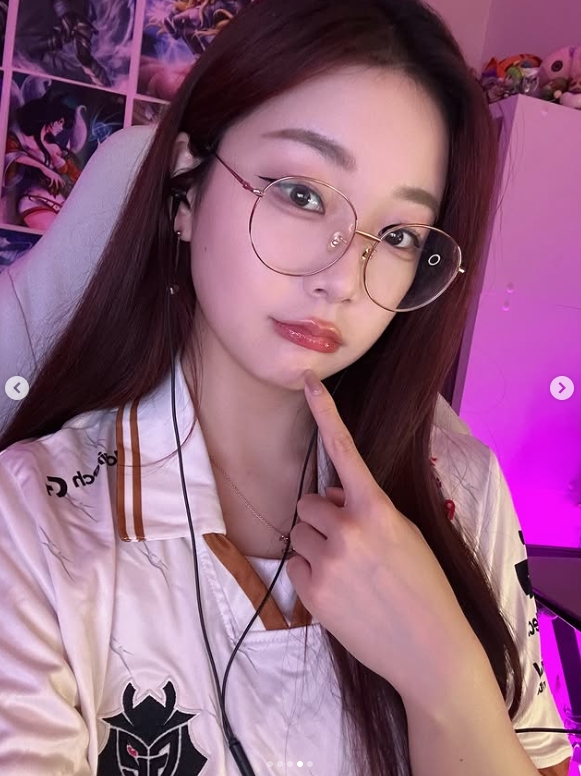 解说Kitty晒照：3月的解说返图