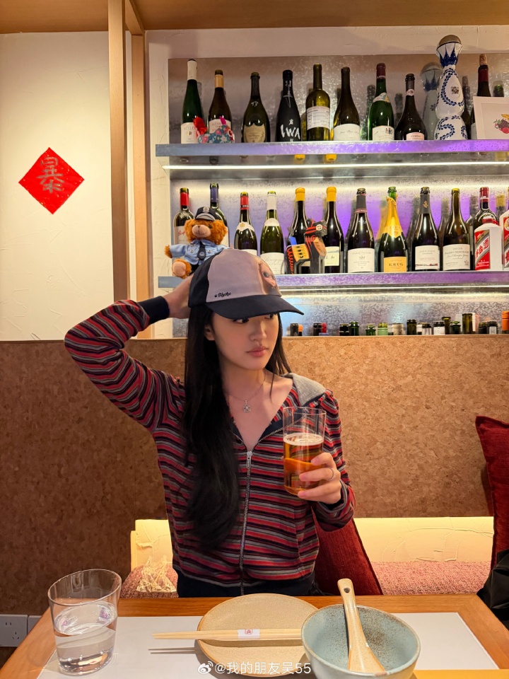 JackeyLove女友五五更博晒照:上海日记