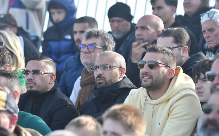 【体育头条】赫利菲的非凡经历：从教师到利物浦球探 推进科纳特+埃基蒂克转会(图1)