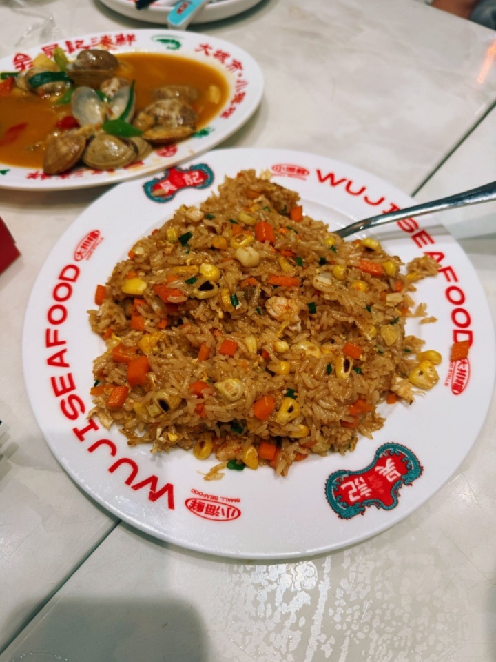 对自己差点把！iG发布日常饮食全是海鲜：五大只依旧没有亏待自己