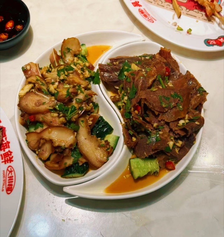 对自己差点把！iG发布日常饮食全是海鲜：五大只依旧没有亏待自己