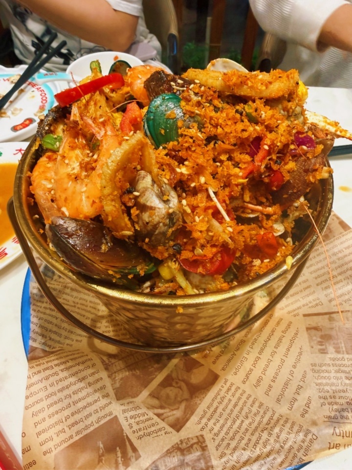 对自己差点把！iG发布日常饮食全是海鲜：五大只依旧没有亏待自己