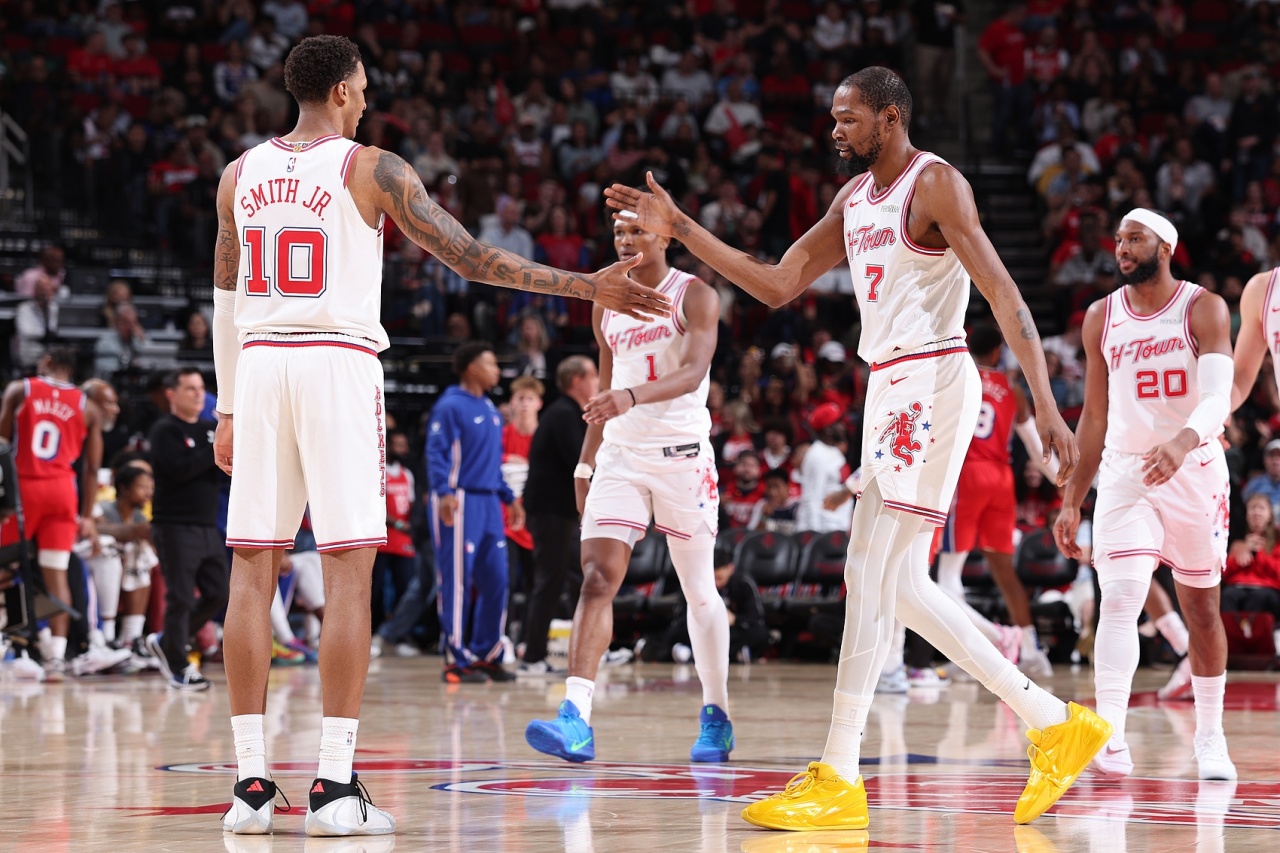  高歌猛进！火箭豪取8连胜超越湖人升至西部第四 和掘金差1个胜场