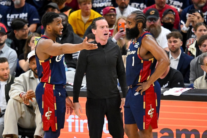 【NBA】苏群：骑士打出该有的样子&季后赛经验更丰富 并不依赖米切尔哈登(图1)