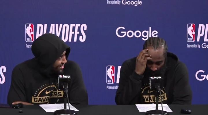 【体育报道】米切尔打趣哈登：你五个失误 我才一个！那我才是助攻王啊！(图2)