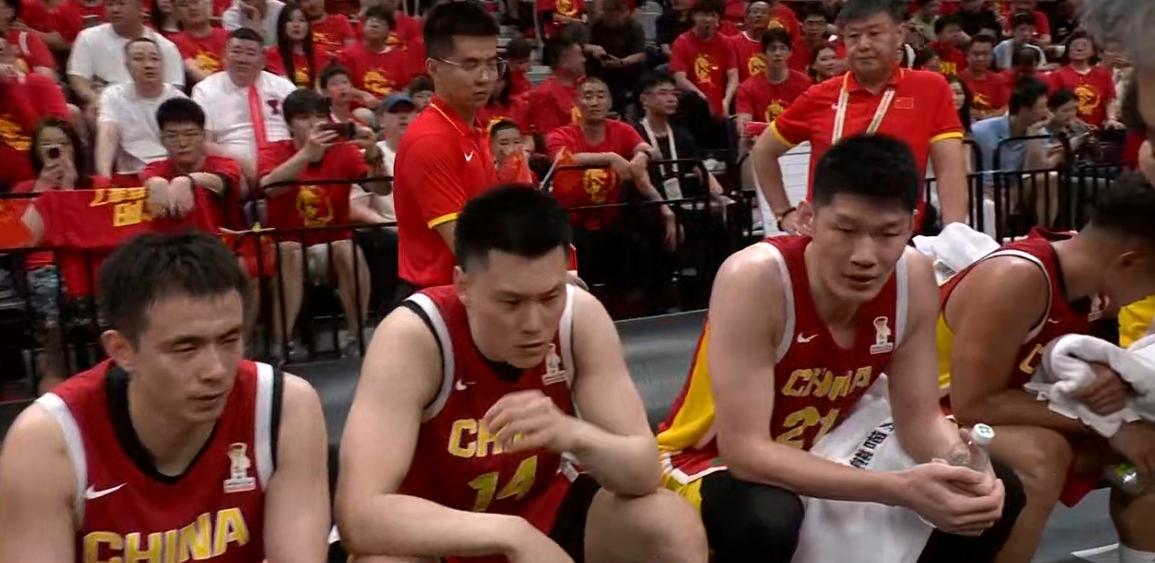 能逆转吗？末节还剩8分钟 中国男篮落后日本男篮多达19分