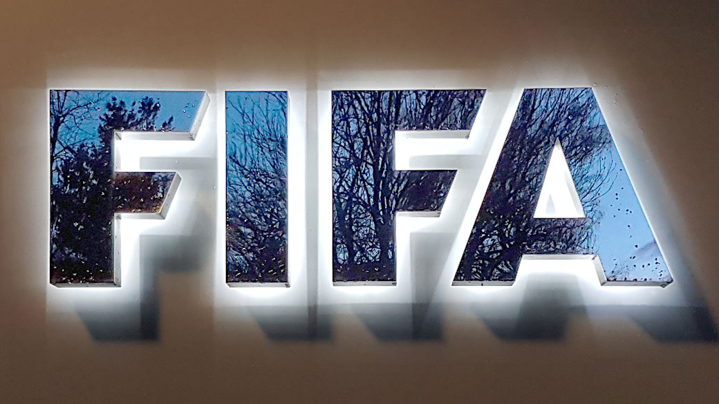 FIFA官方：针对观众与网红Speed冲突，强烈谴责一切形式种族主义