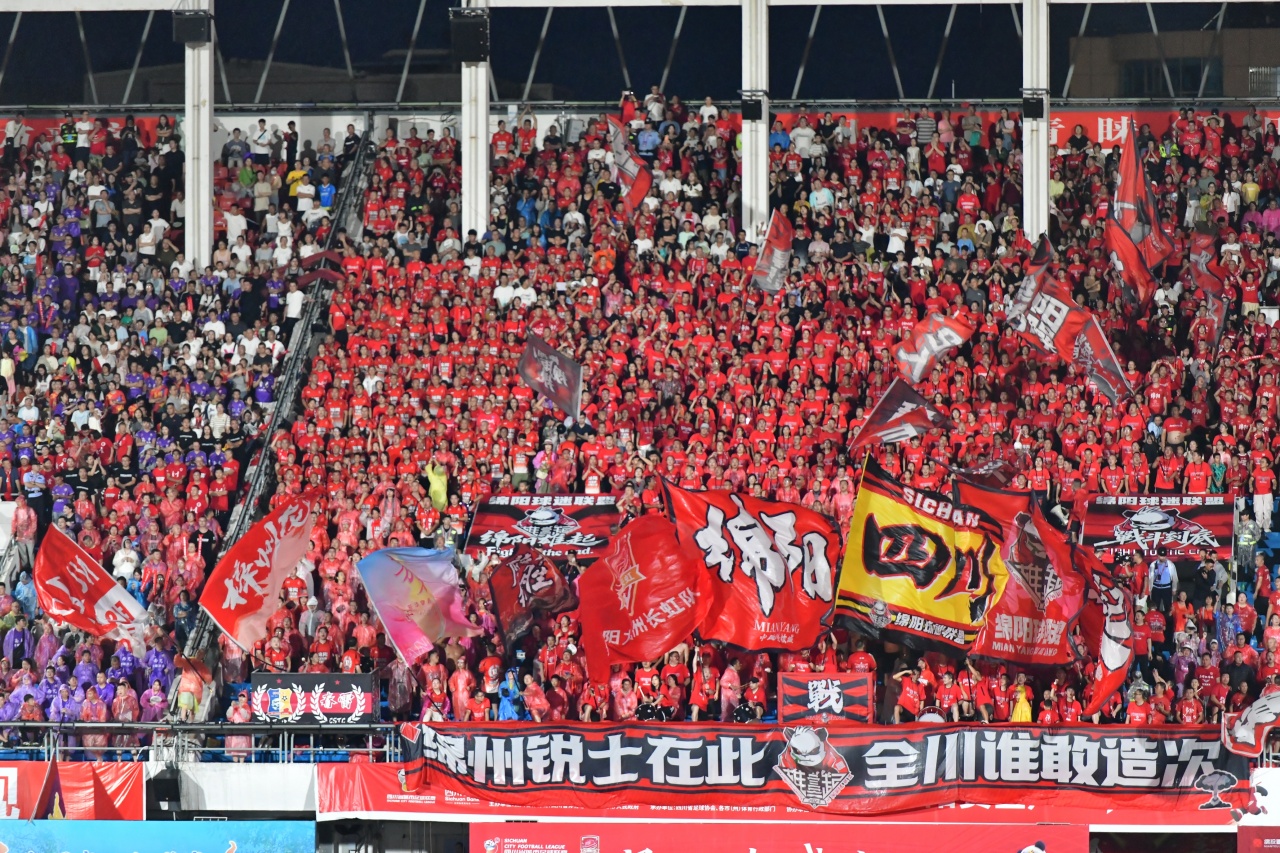 [体育要闻]绿茵之上 雄起不息！“川超”首季收官(图1)